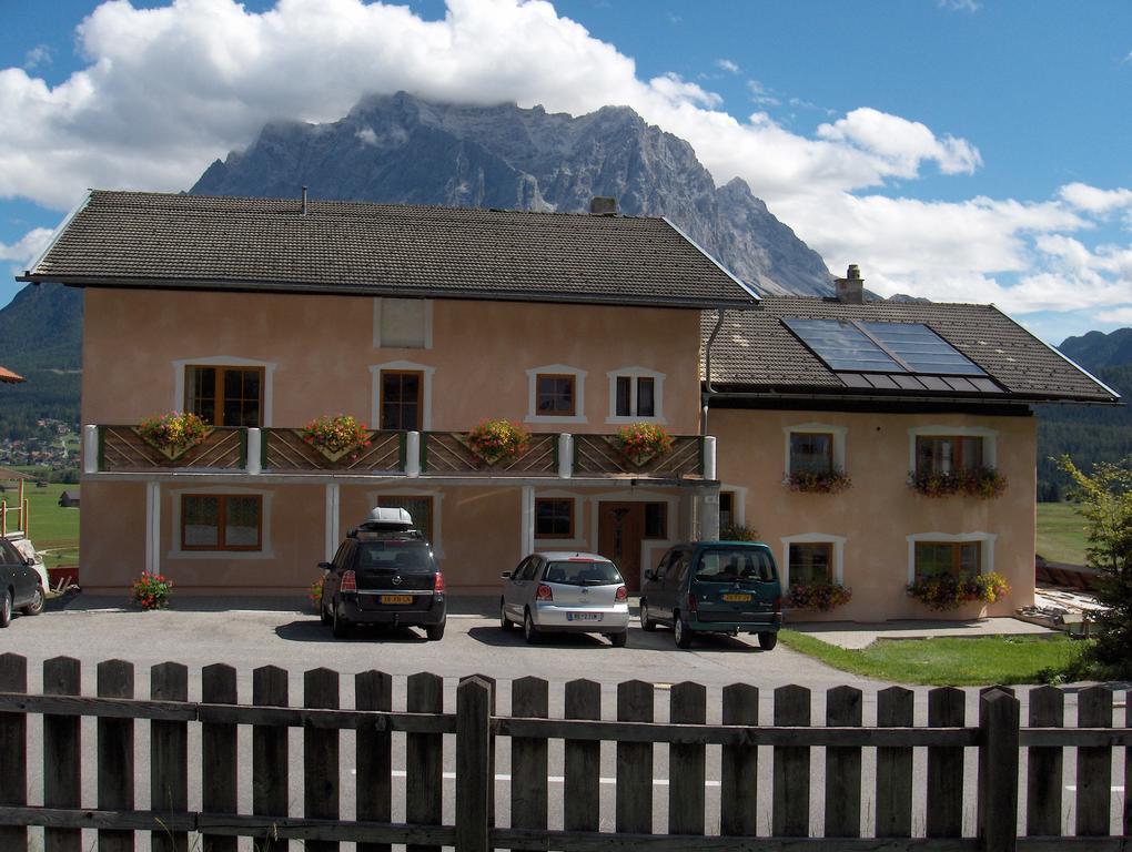 Alpin-Sportiv Apartment Lermoos Room photo